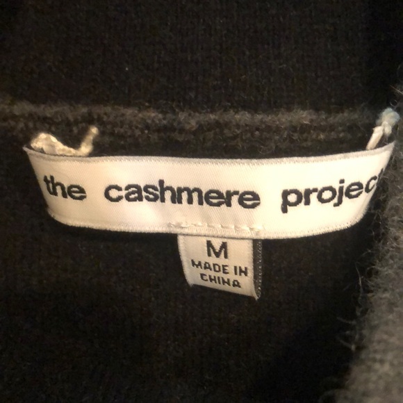 The Sweater Project 🌹🌹🌹 - Picture 2 of 7